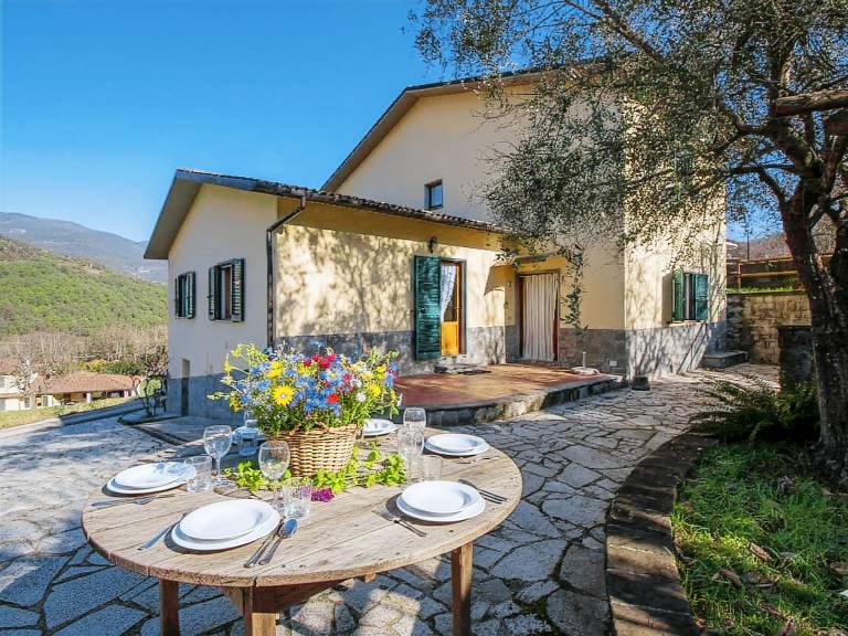 Ferienhaus in Castelnuovo di Garfagnana für max. 8 Personen Ferienhaus in Castelnuovo di Garfagnana für max. 8 Personen