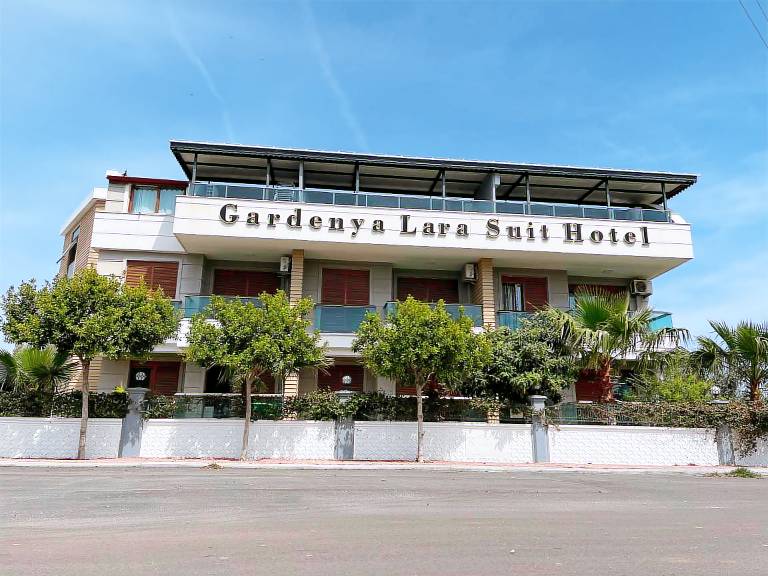 Gardenya Lara Suit Hotel
