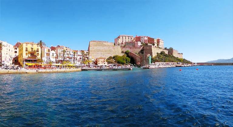 Holiday apartment with 2 rooms for 5 persons — photo 3