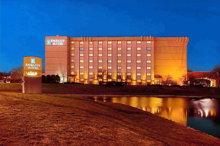 Embassy Suites by Hilton Chicago Schaumburg Woodfield