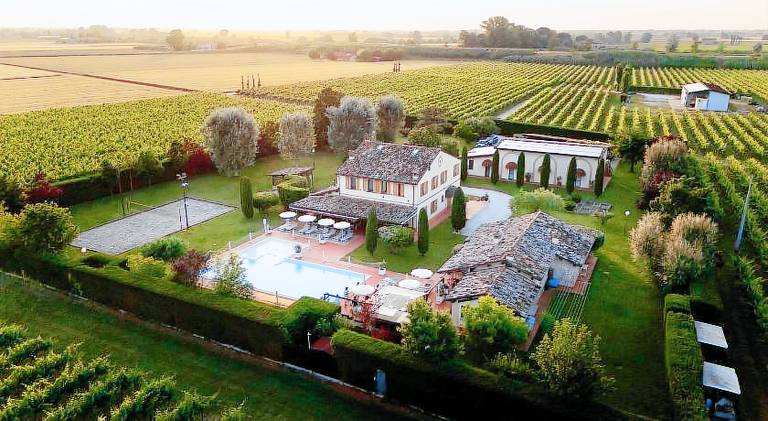 Tenuta La Rotta - Rooms & Pool in Ravenna