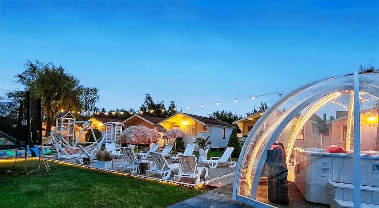 Vacation home with hot tub | Next to the beach | Pets allowed — photo 2