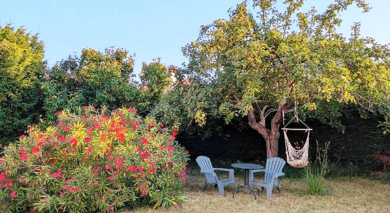Studio Volta Garden proche du tram in Chinon