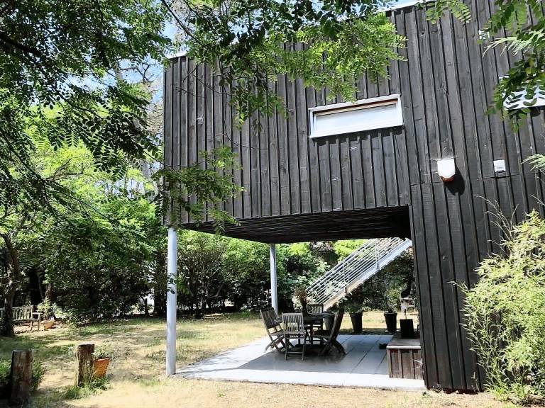 House with BBQ & yard — photo 3