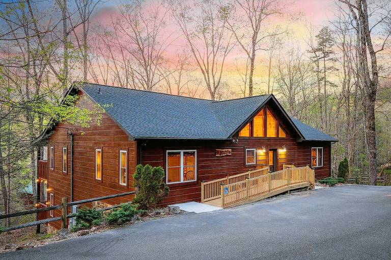 Hickory Hollow Lodge — photo 3