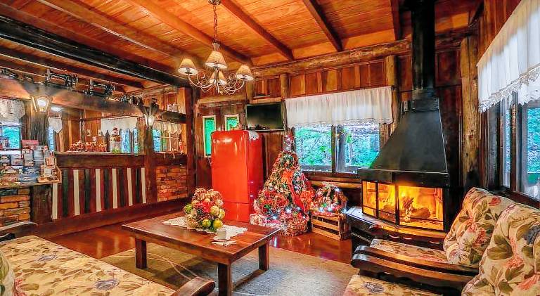Pleasant lodge with yard | Pet-friendly — photo 4