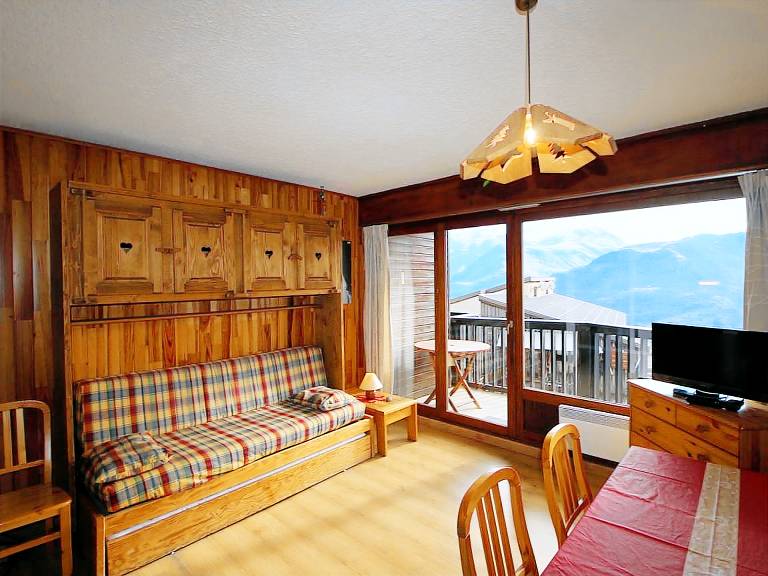 Studio with 1 room for 6 persons in Huez