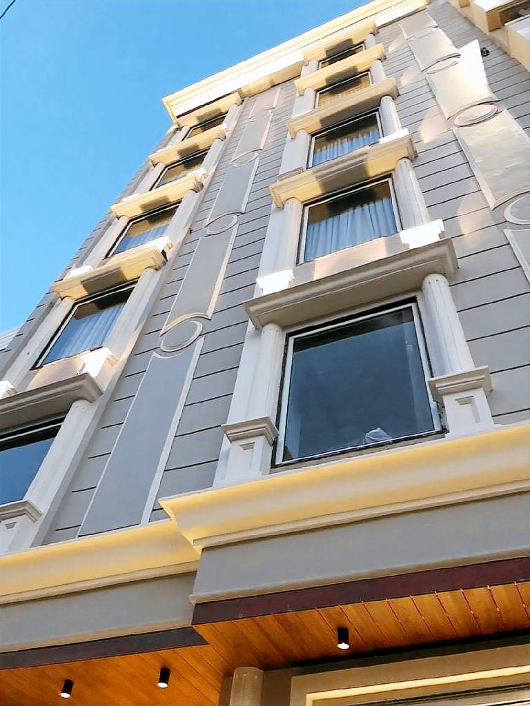 Hotel Moon Inn near Golden Temple and Jallianwala Bagh