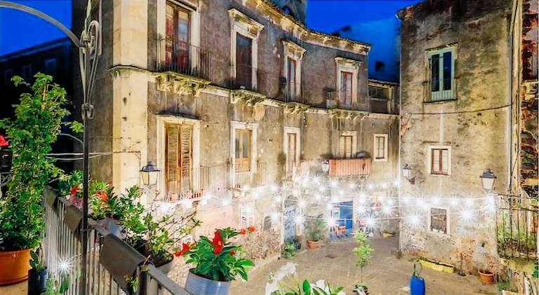 House | Next to Catania Cathedral | Pet-friendly — photo 4
