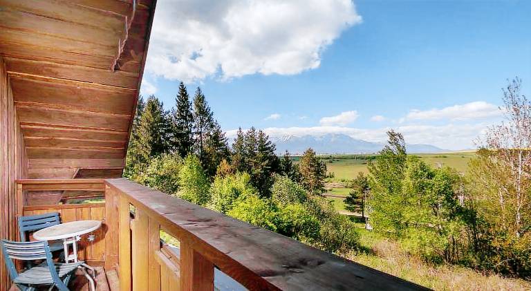 CHATY - woodyganovce sk — photo 3