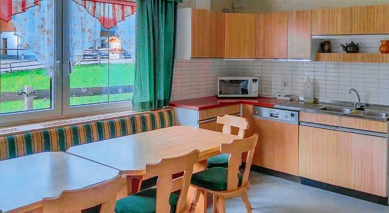 House with 6 rooms for 11 persons — photo 3