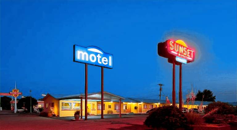 Sunset Motel Moriarty — photo 3