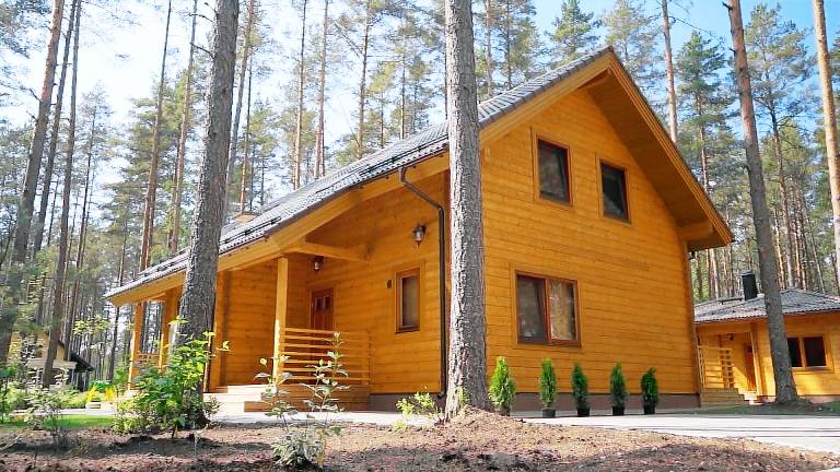 Cottage  Kuru
