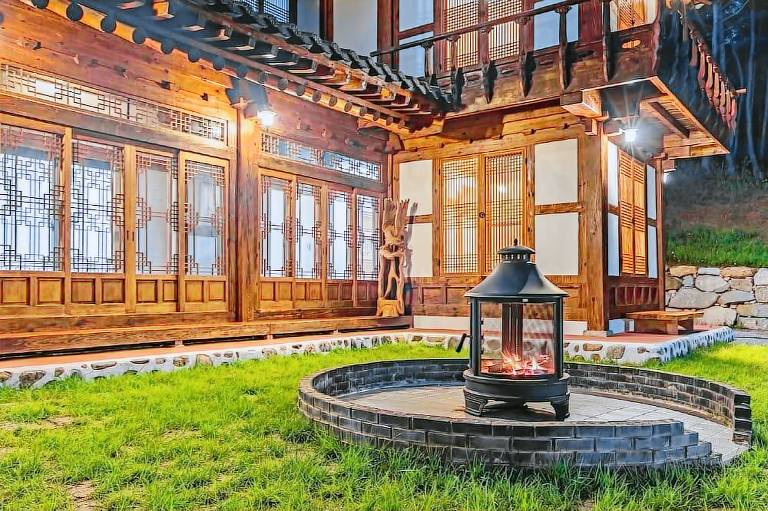 Gangneung Booyoonok Hanok Pension
