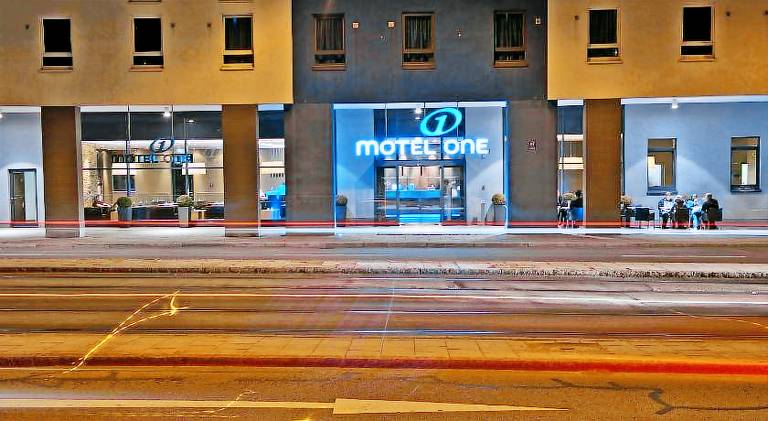 Motel One Munchen-East Side — photo 4