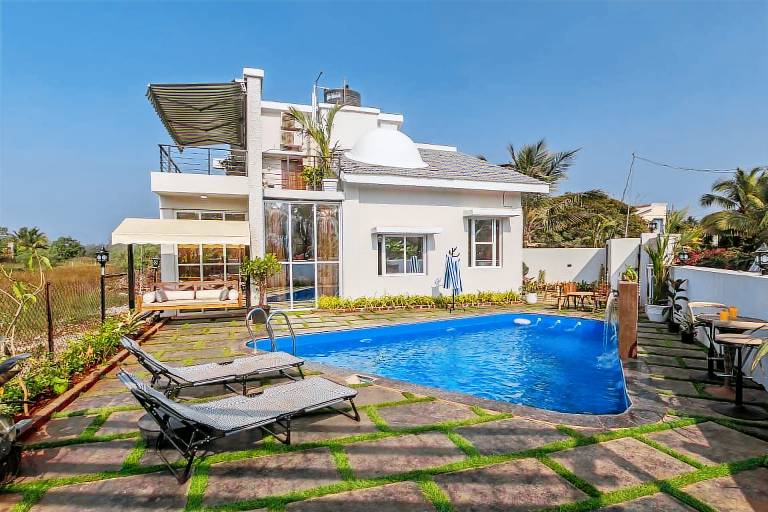 200 m&sup2; Ferienhaus