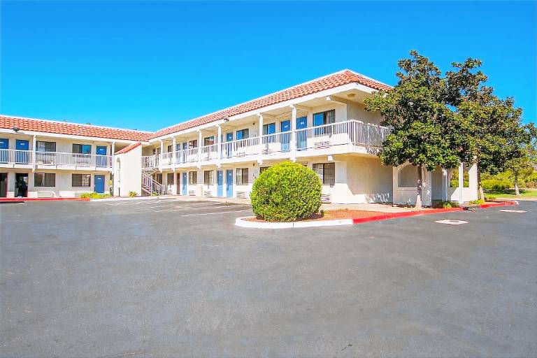 Motel 6 Redding, CA - South — photo 2