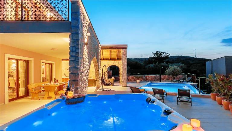 Ferienhaus in Vrbnik f&uuml;r max. 10 Personen, 