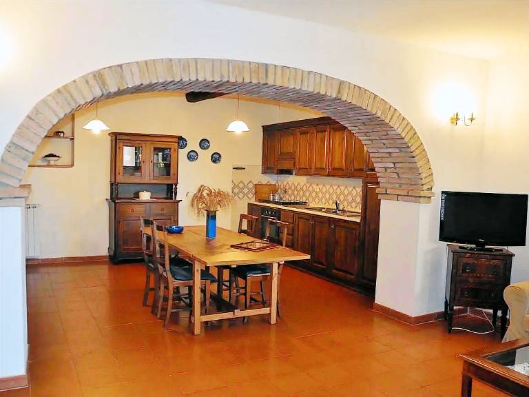 Apartment with barbecue & pool — photo 2