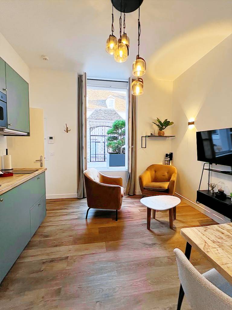 Apartment Sens