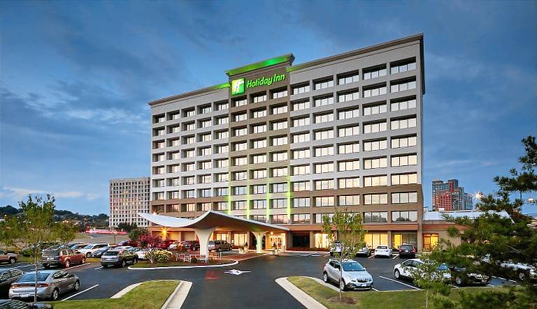 Holiday Inn Alexandria at Carlyle By IHG — photo 2