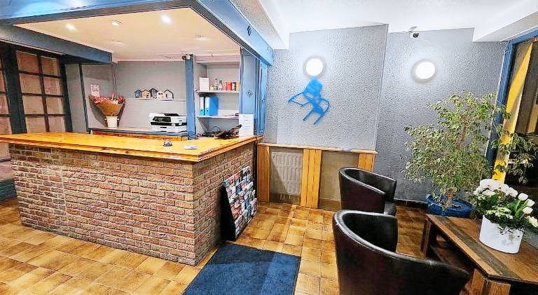 Escal Hotel — photo 2