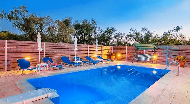 Villa with yard, grill & private pool | Pets allowed in Zakynthos