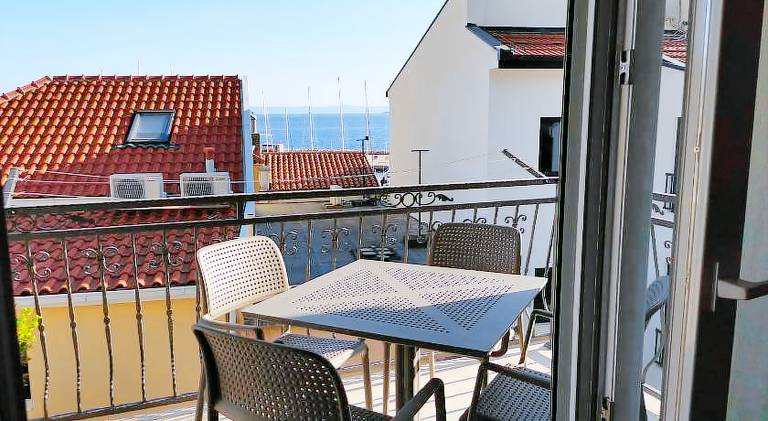 Rental apartment with terrace — photo 4