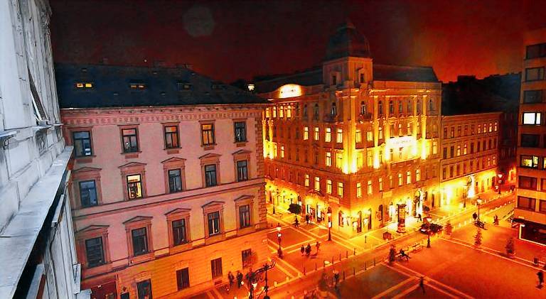 Apartment | Next to Hungarian Parliament Building — photo 3