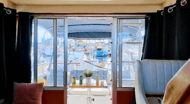 Boat with 1 room for 4 persons — photo 2