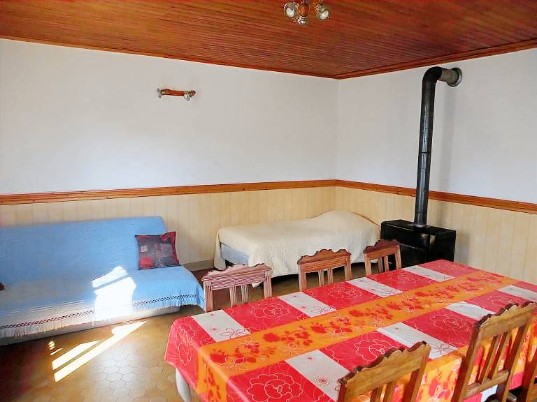 Cottage with barbecue & yard | Pets are welcome — photo 4