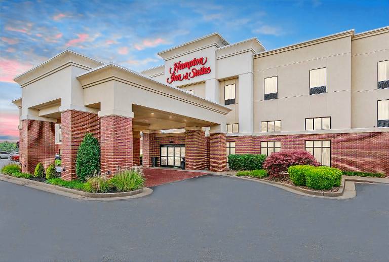 Hampton Inn & Suites Madisonville — photo 4