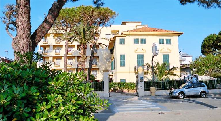 Hotel Quattro Palme in Tortoreto