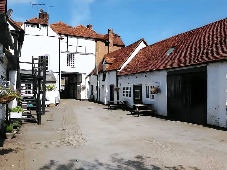 George and Dragon Hotel in High Wycombe