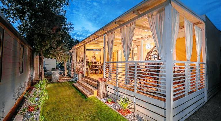 Vacation home with 3 rooms for 8 persons in Biograd na Moru