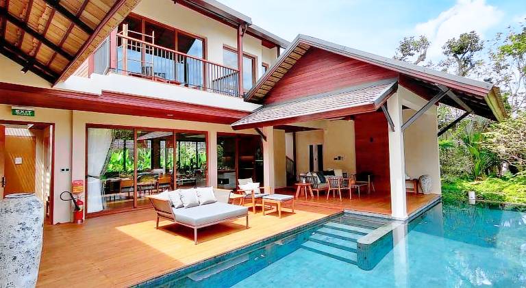 Resort  Wat Ket