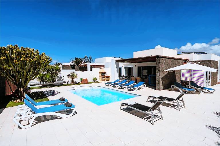 Villa Playa Blanca