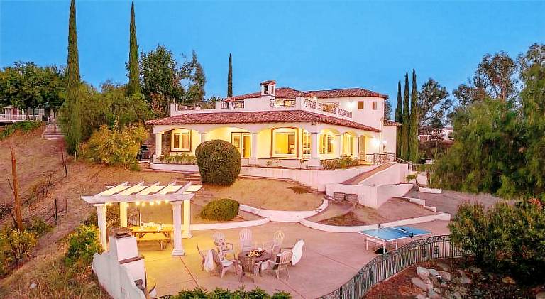 Wine Country Villa • Large Rooftop Terrace w Views Game Room Via del Sur in Temecula, CA