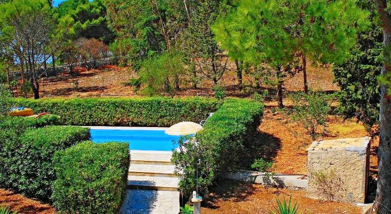 Villa with pool in Avola