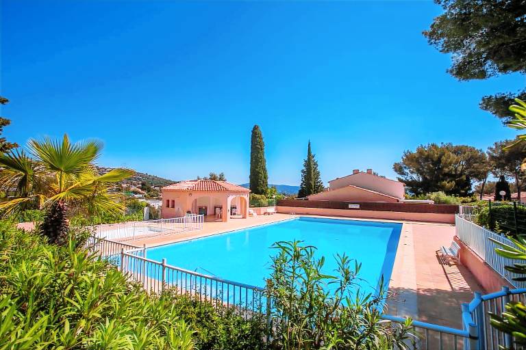 House with pool & patio | Sea view — photo 2