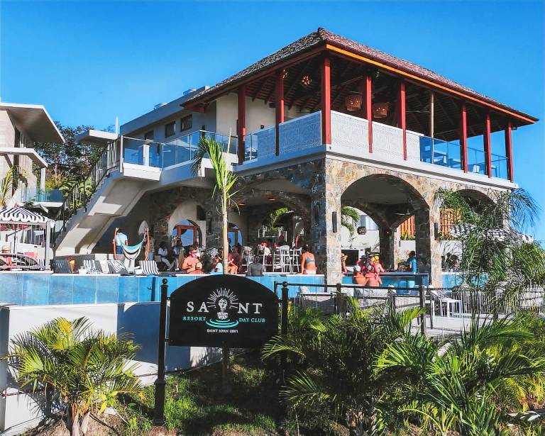 The Saint Resort in Cruz