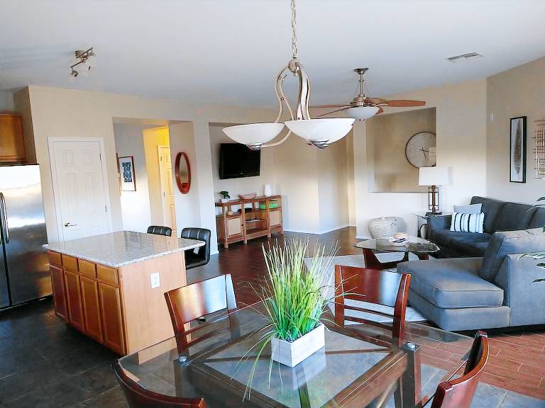 House Oro Valley