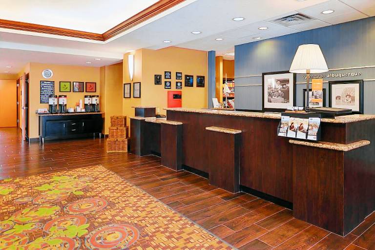 Hampton Inn & Suites Albuquerque-Coors Road — photo 5
