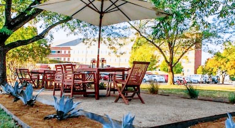 93 m&sup2; Apartment mit Hotelservice