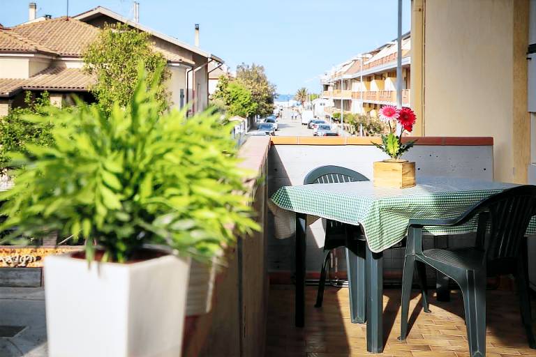 Apartment with 1 room for 5 persons — photo 4