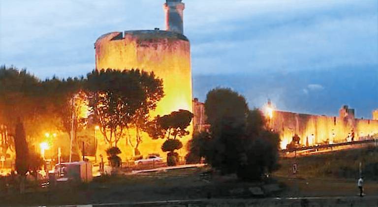 Big house | Pet-friendly in Aigues-Mortes