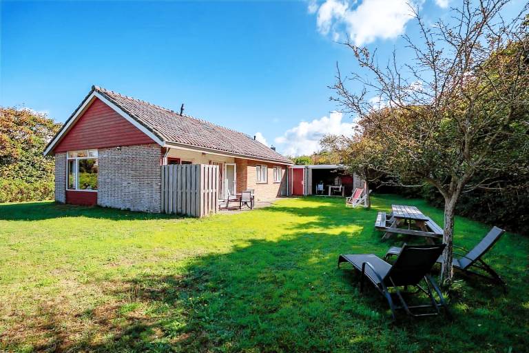 Ferienhaus mit Hund in Petten für max. 8 Gäste Ferienhaus mit Hund in Petten für max. 8 Gäste