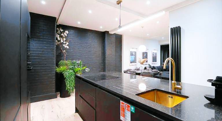 Lovely holiday apartment | Next to Manchester Town Hall | Dogs allowed — photo 2