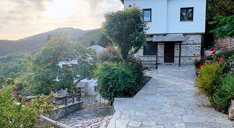 Riga's Pinakoti Lodge — photo 4