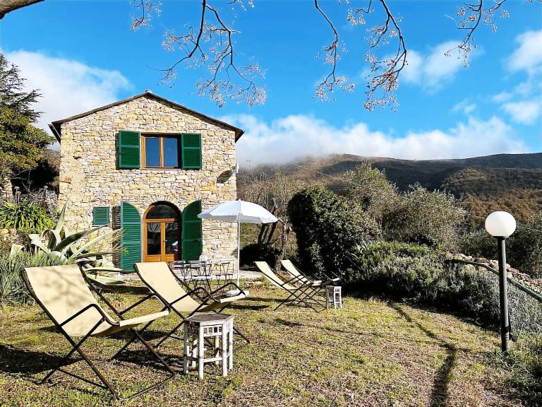 Ferienhaus  Lucinasco